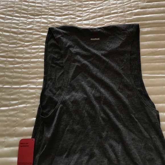 Reebok gray muscle tee - Picture 5 of 5